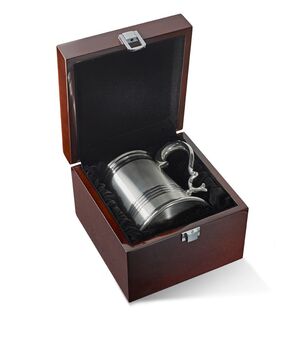 Personalised Grand Tankard With Brass Detailing, 6 of 8