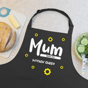 Personalised Cute Flowers Mothers Day Organic Apron, 2 of 4