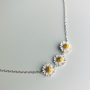 Sterling Silver Daisy Chain Pendant Necklace, 2 of 5