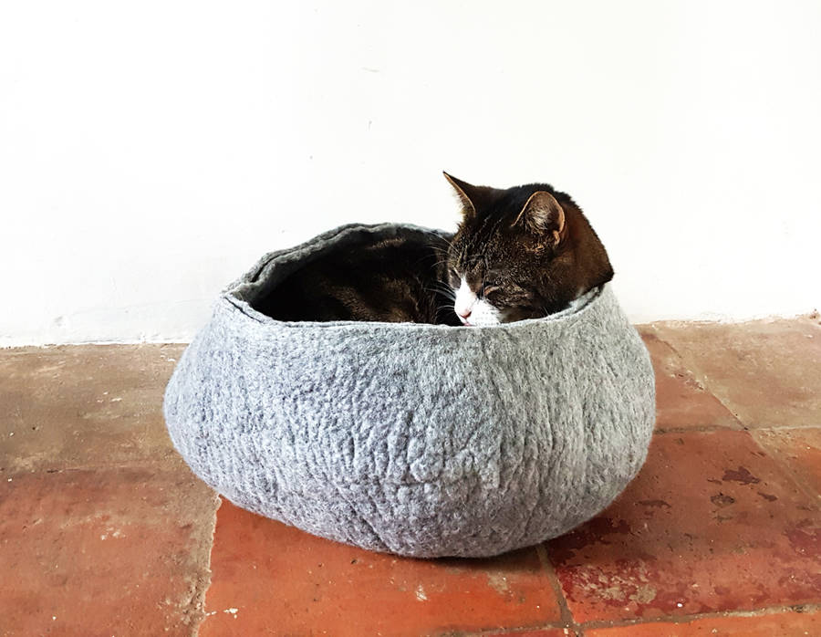Cat Bed Basket, 1 of 4