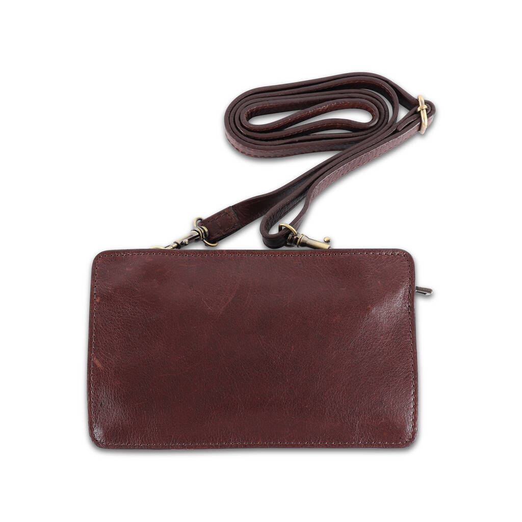 brown leather smartphone, crossbody bag by the leather store | www.neverfullmm.com