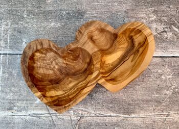 Olive Wood Heart Shaped Bowl, 21cm, 3 of 3