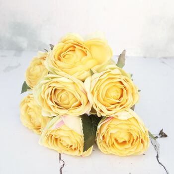 Luxury Lemon Rose Bouquet With Glass Vase, 5 of 7