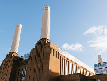 London Battersea Lift And Two Course Lunch Experience, 2 of 8