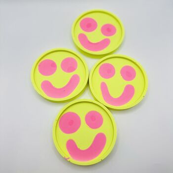 Smiley Face Coasters/ Trays Yellow And Pink Set Of Two, 5 of 9