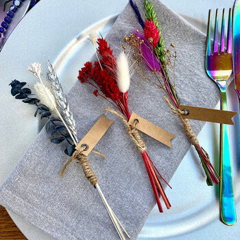 Christmas Dried Flower Place Settings | Present Toppers, 11 of 11
