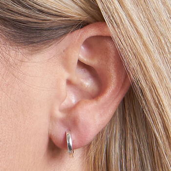Huggie Sleeper Earrings Silver, 2 of 3
