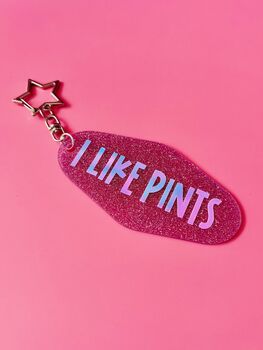 The Sparkly 'I Like Pints' Motel Keyring / Beer Lover Gift For Her / Pub Lover Gift, 6 of 7