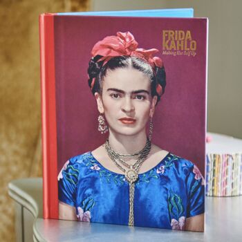 Frida Kahlo: Making Her Self Up, 3 of 9