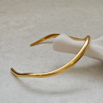 Thin Wave Bangle Gold, 7 of 7