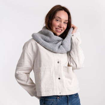Snood With A Twist Knitting Kit, 5 of 10