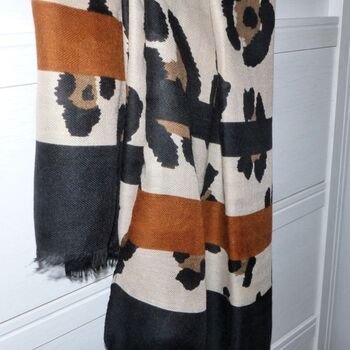Leopard Pint Scarf, 3 of 5