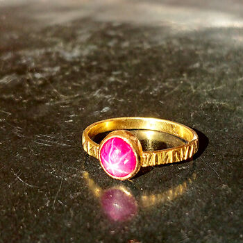 18ct Gold Sunrays Star Ruby Ring, 2 of 5