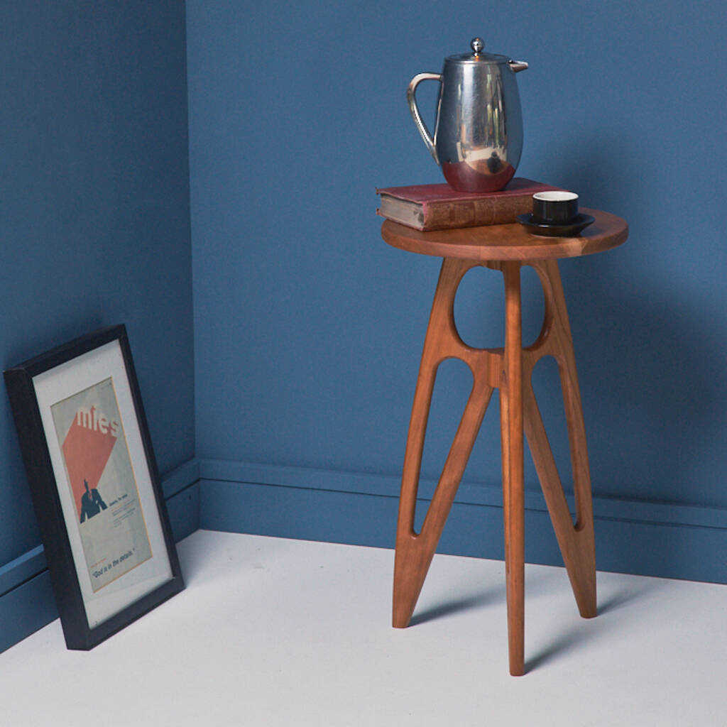 Wellow Side Table, 1 of 5