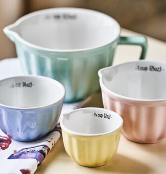 Retro Style Pastel Stacking Measuring Cups, 3 of 7