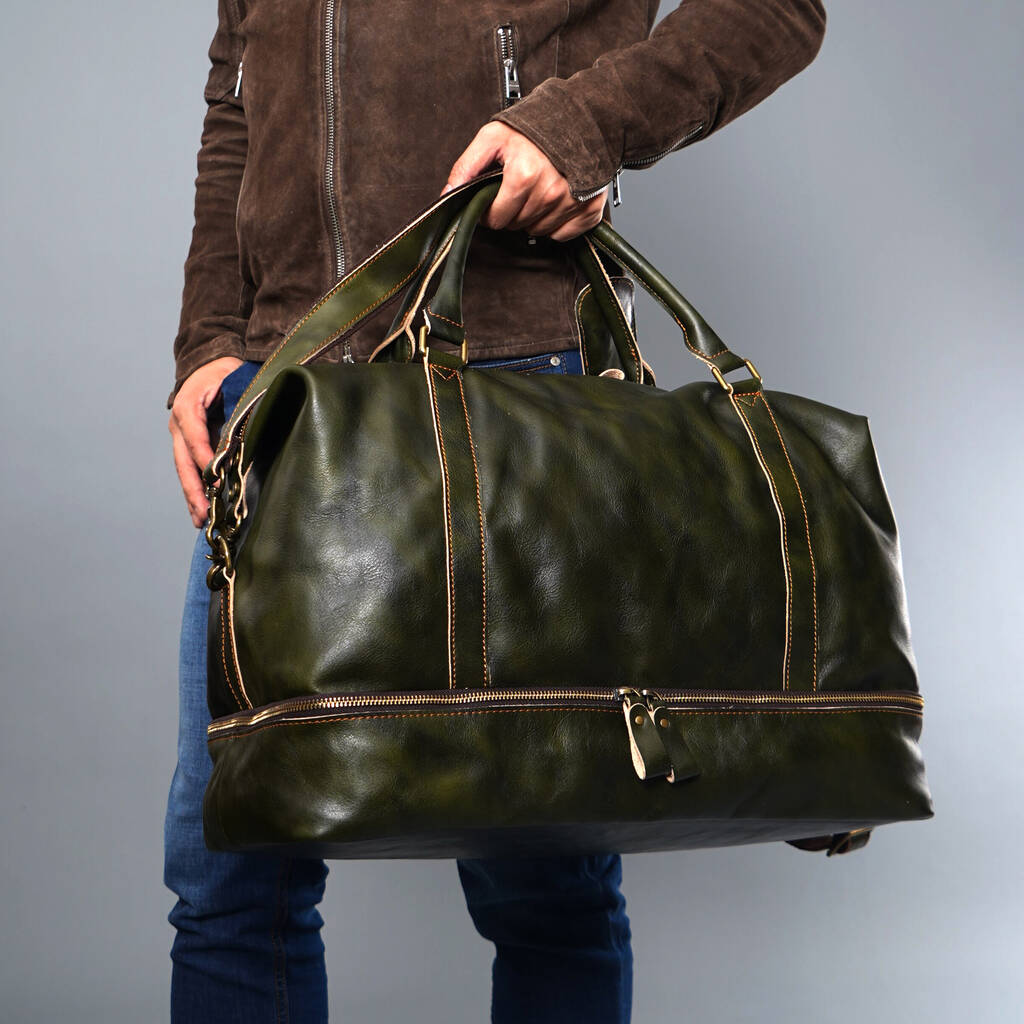 weekender bag with suit compartment