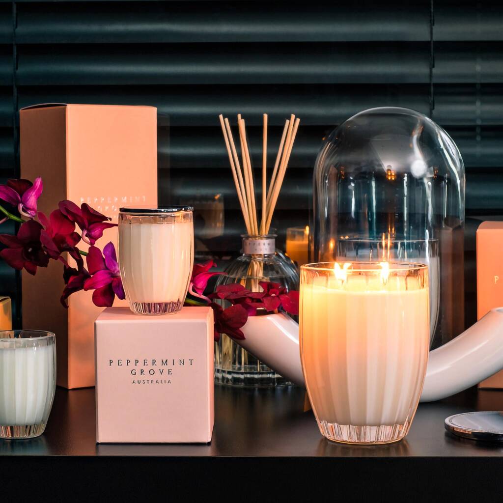 Austin And Oud Soy Wax Scented Candle 60g By Rinkit