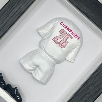 Commemorative KitBox: Rugby World Champions 2025: The Red Roses, 2 of 6