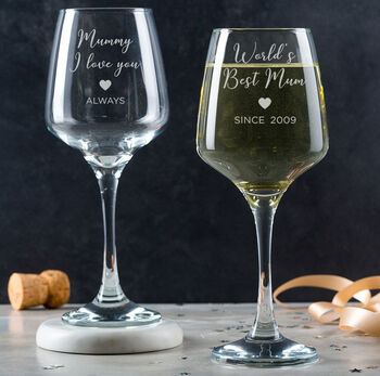 Personalised Mum Wine Glass, 3 of 3