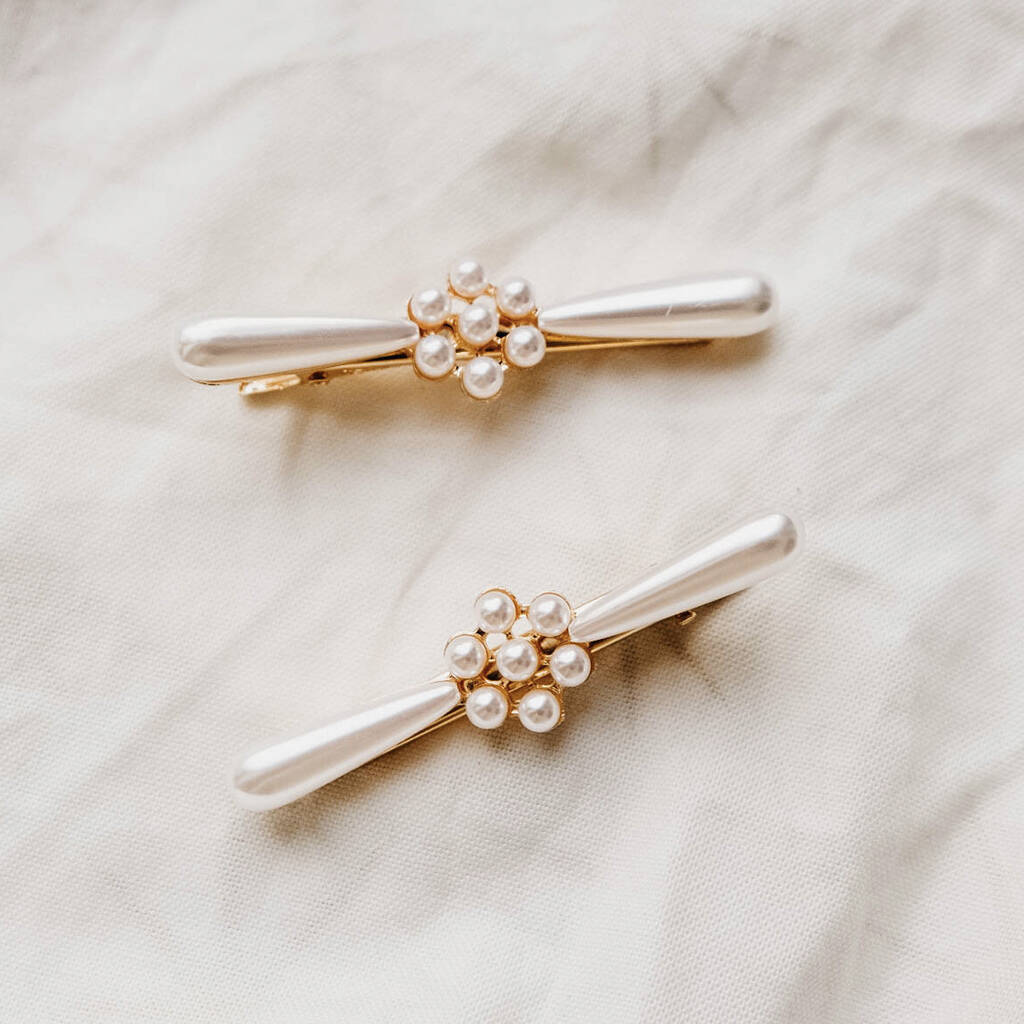 Clarissa Flower Floral Cream Cluster Hair Clip By Ajouter Store