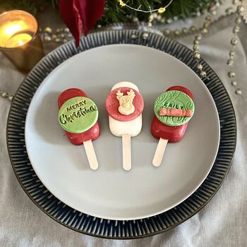 Personalised Christmas Trio Of Cakesicles, 3 of 12