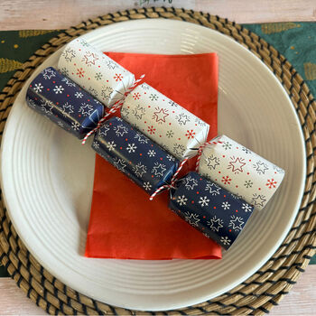 Who Am I? Christmas Crackers Set Of Six Family Fun Game, 2 of 7