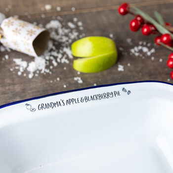 Personalised Apple And Blackberry Pie Dish, 2 of 6
