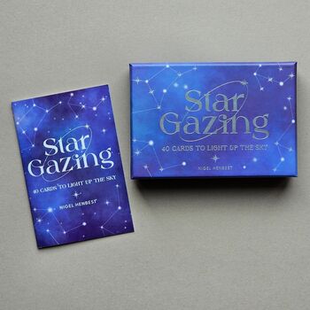 40 Star Gazing Spotter's Guide Cards, 2 of 4