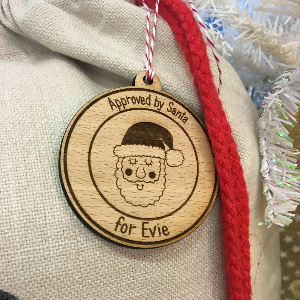 christmas-wooden-present-tag-personalised-by-hoobynoo