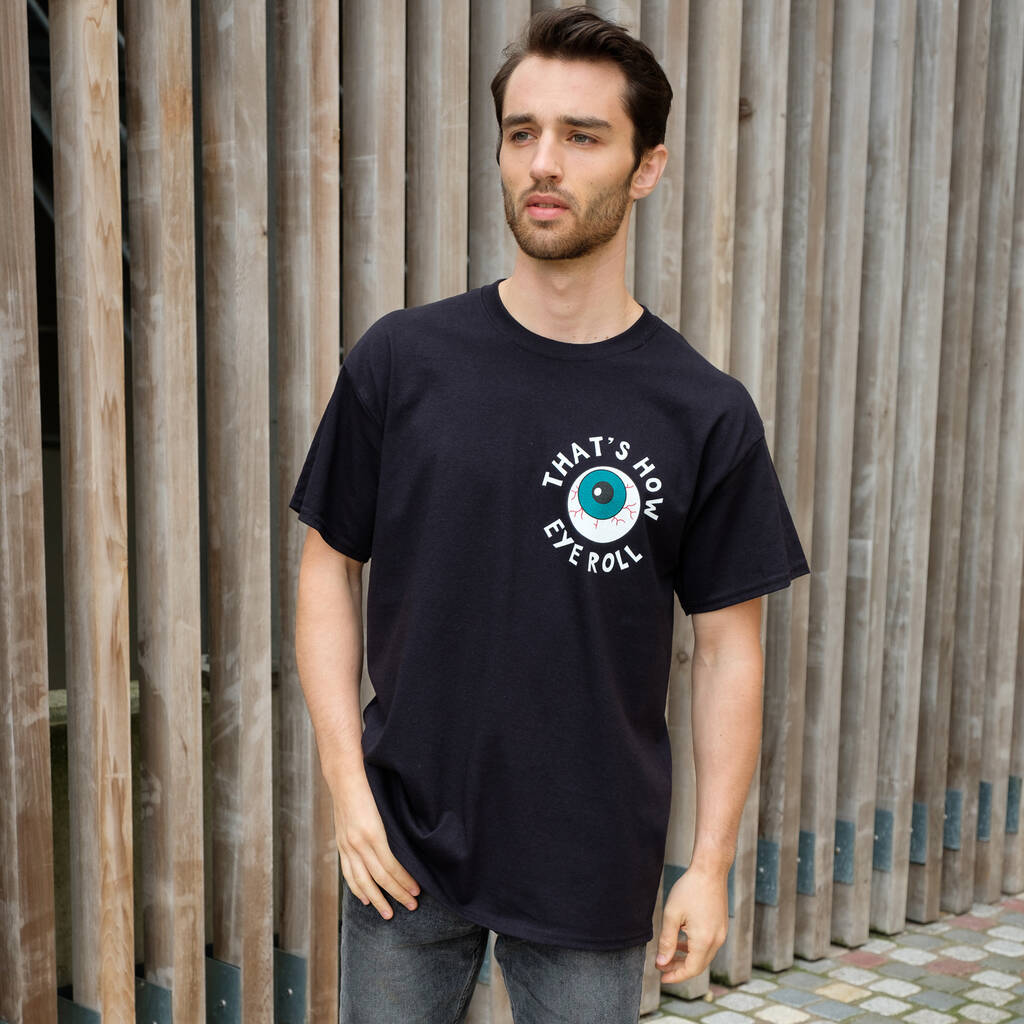 eye neck t shirt
