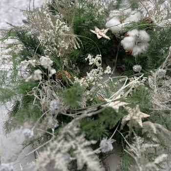 Everlasting Dried Flower Christmas Wreath, 8 of 10