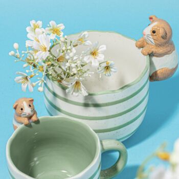 Peeking Guinea Pig Planter, 3 of 4