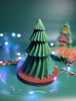 Pistachio Crisp Christmas Tree, 3 of 4