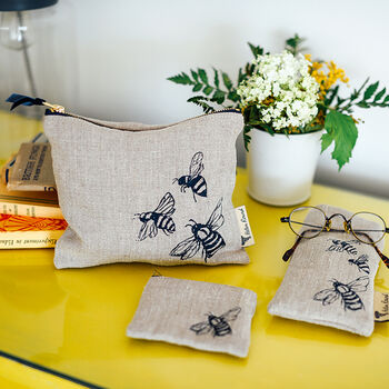 Bee Linen Pouch, 3 of 3