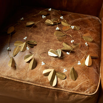 Mistletoe Garland With Antiqued Brass Leaves, 3 of 5