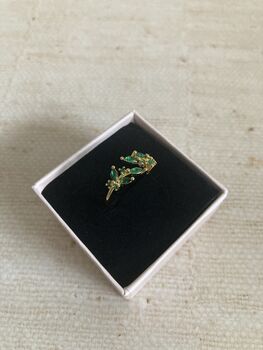 18 K Gold Adjustable Dainty Leaf Ring Emerald Green, 6 of 6