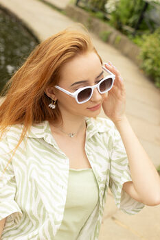 White Rounded Square Retro Pin Style Sunglasses, 3 of 4