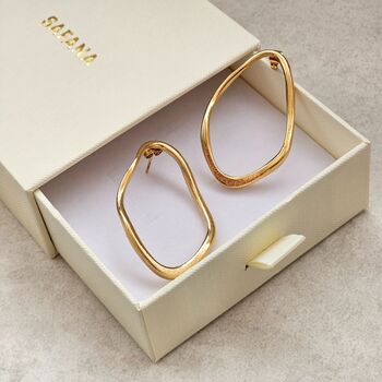 Organic Shaped Hoops Gold, 4 of 9