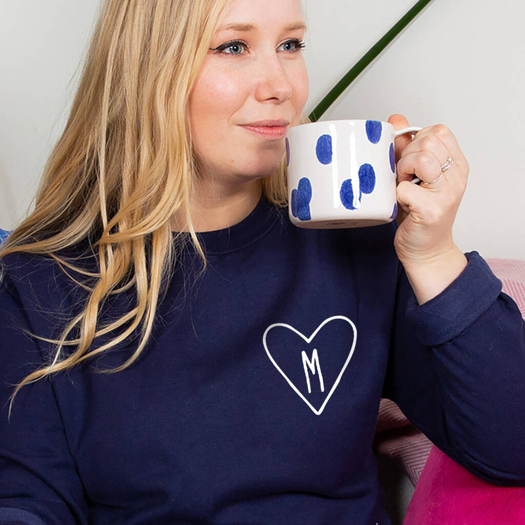 Kleding Dameskleding Hoodies & Sweatshirts Sweatshirts Personalised Monogram Initial Heart Jumper 