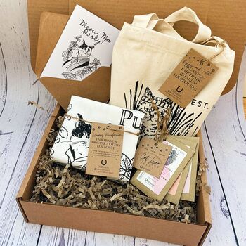 The Ultimate Cat Lover's Literary Gift Box, 3 of 4