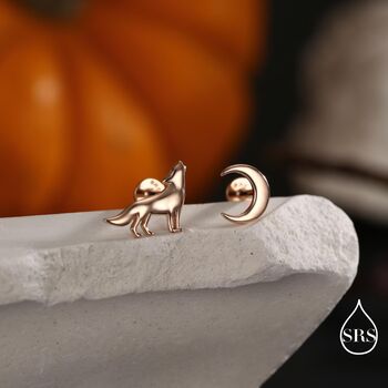 Mismatched Wolf And Moon Internally Threaded Flat Back Earrings In Sterling Silver, 3 of 12