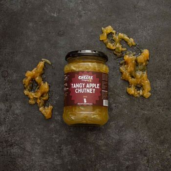 Chuckling Tangy Apple Chutney, 2 of 2