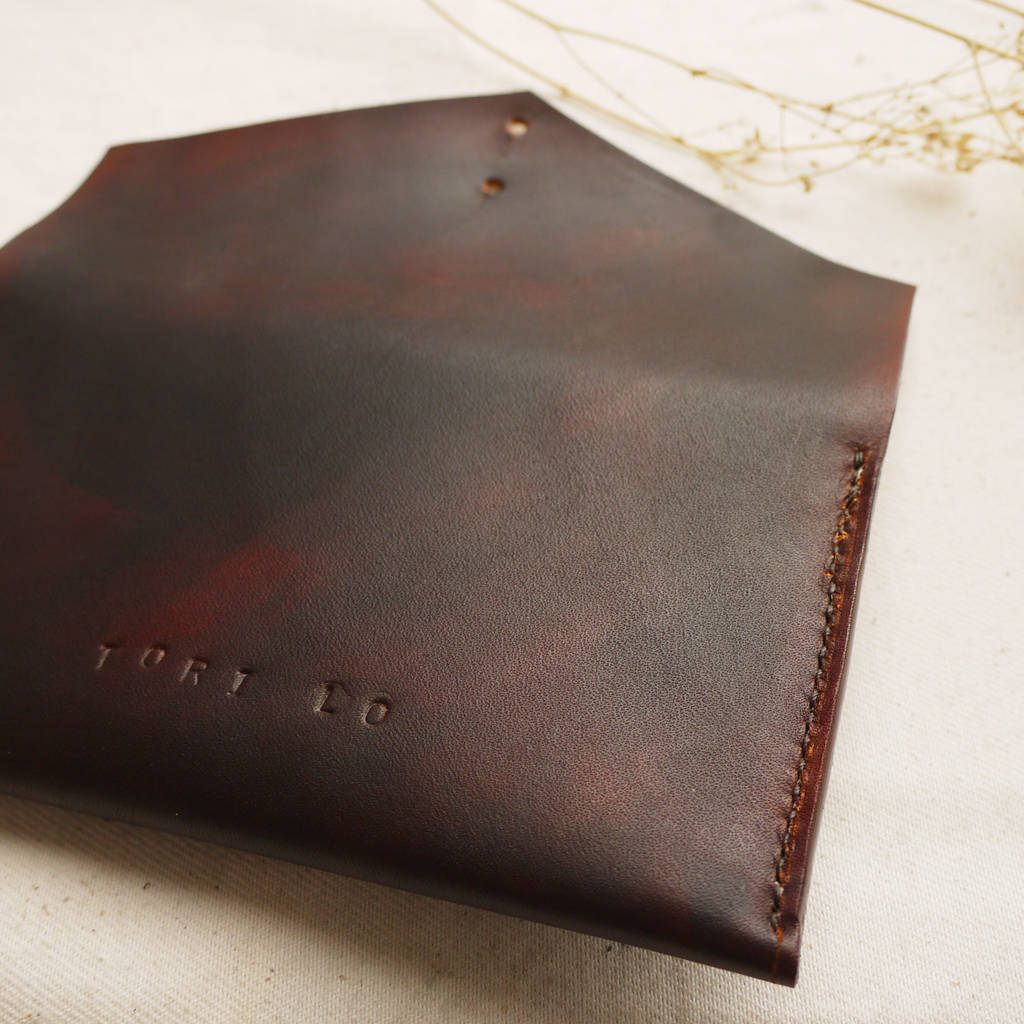 handmade leather purse by tori lo designs