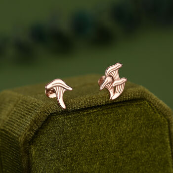 Sterling Silver Mismatched Chanterelle Mushroom 16 G Flat Back Labret Earrings, 6 of 12