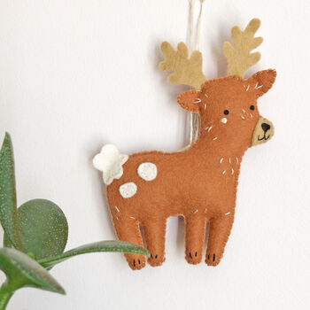 Sew Your Own Seamus The Stag Felt Sewing Kit, 10 of 11