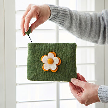 Handmade Felt Daisy Purse, 4 of 8