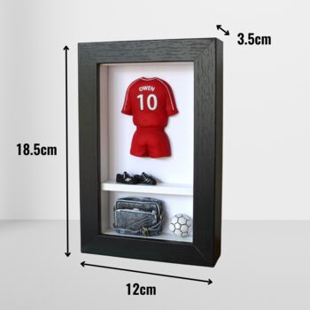 Football Legend KitBox: Michael Owen: Liverpool, 4 of 6