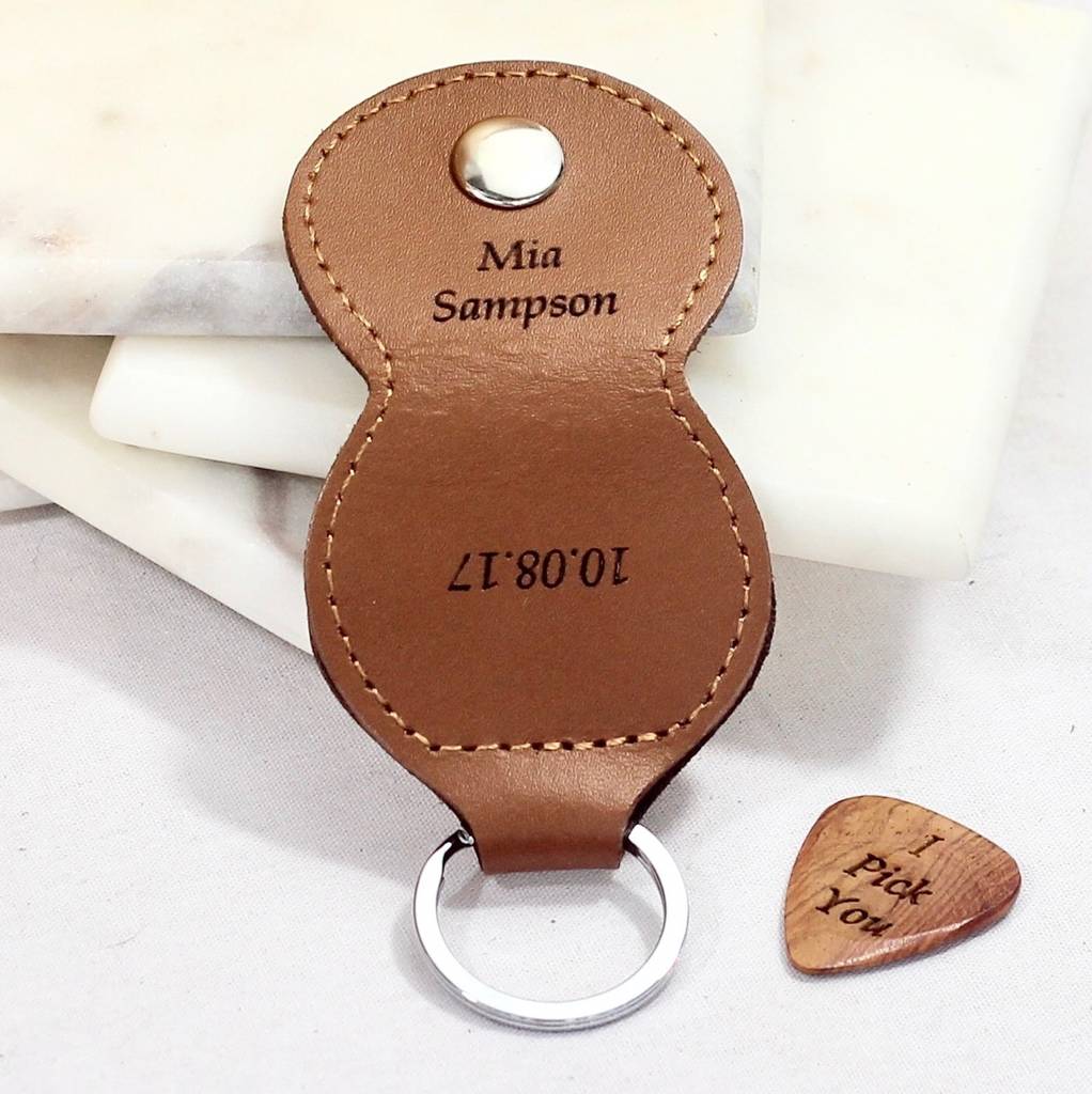 leather guitar pick holder by beecycle