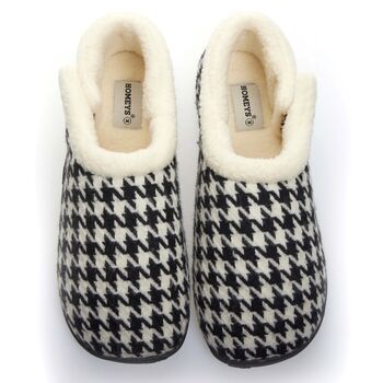 Freeze Black And White Dogtooth Mens Slippers Indoor/Garden Shoes, 9 of 10