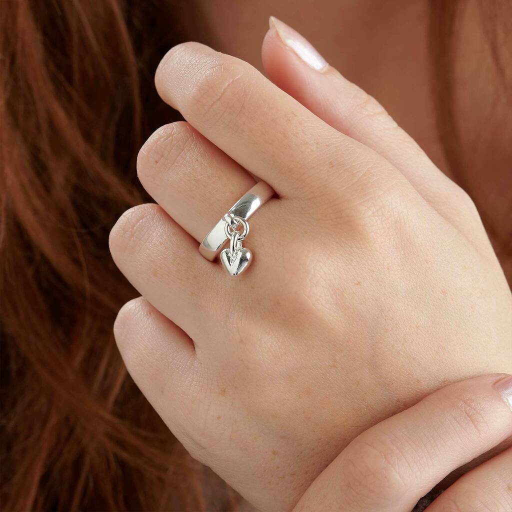 Informeer Zichtbaar reflecteren Sweetheart Recycled Silver Heart Charm Ring By Scarlett Off The Map  Jewellery | notonthehighstreet.com